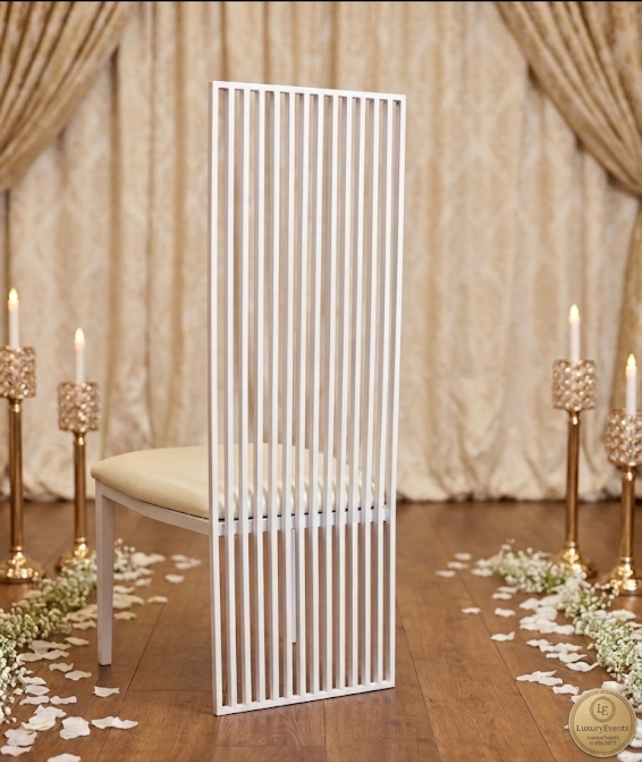 Chaises Royal Blanches – Location