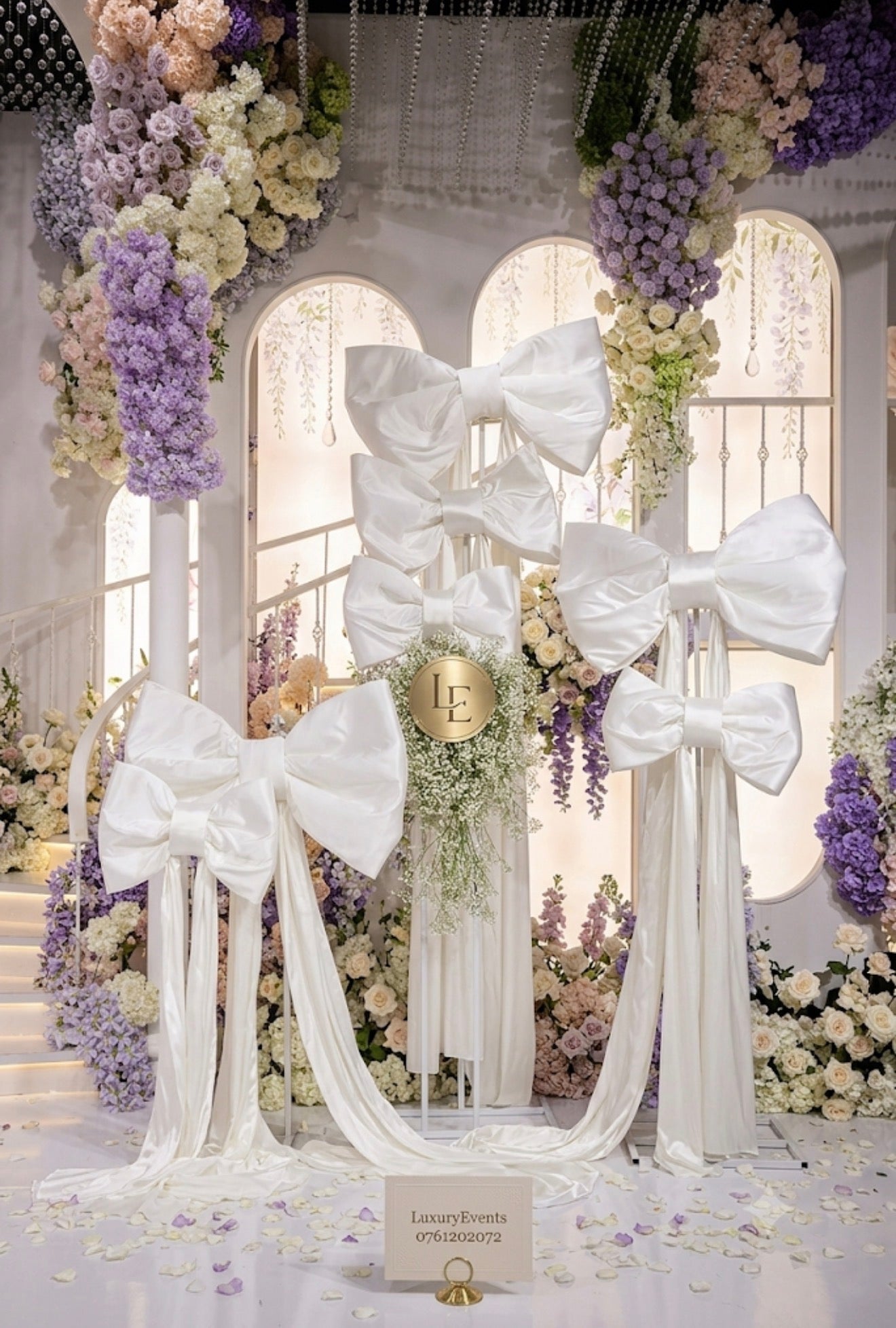 Nœud Décoratif avec Support – Location