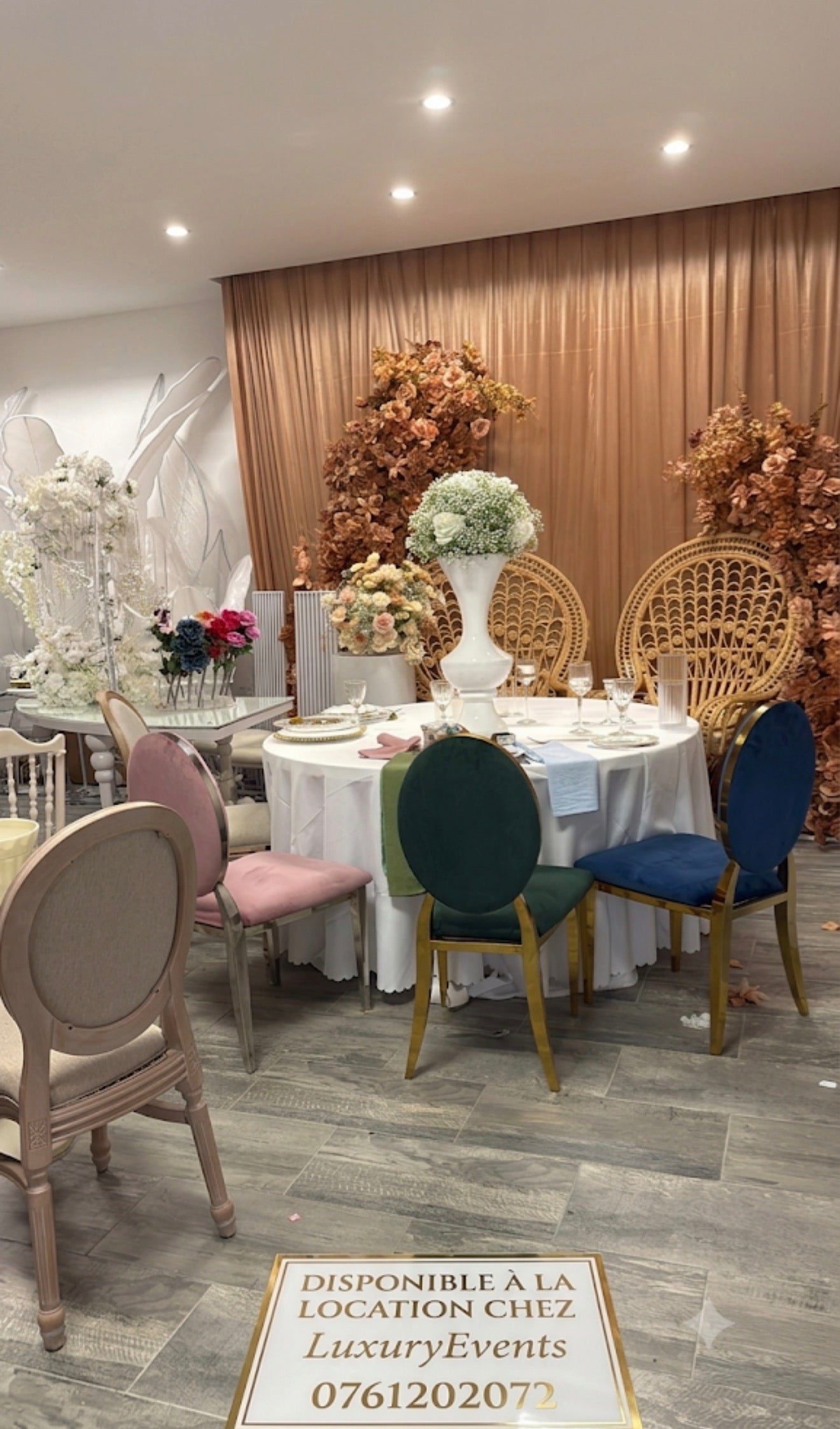Vases Blancs Centre de Table