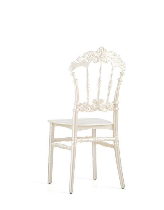 Chaise Luxury