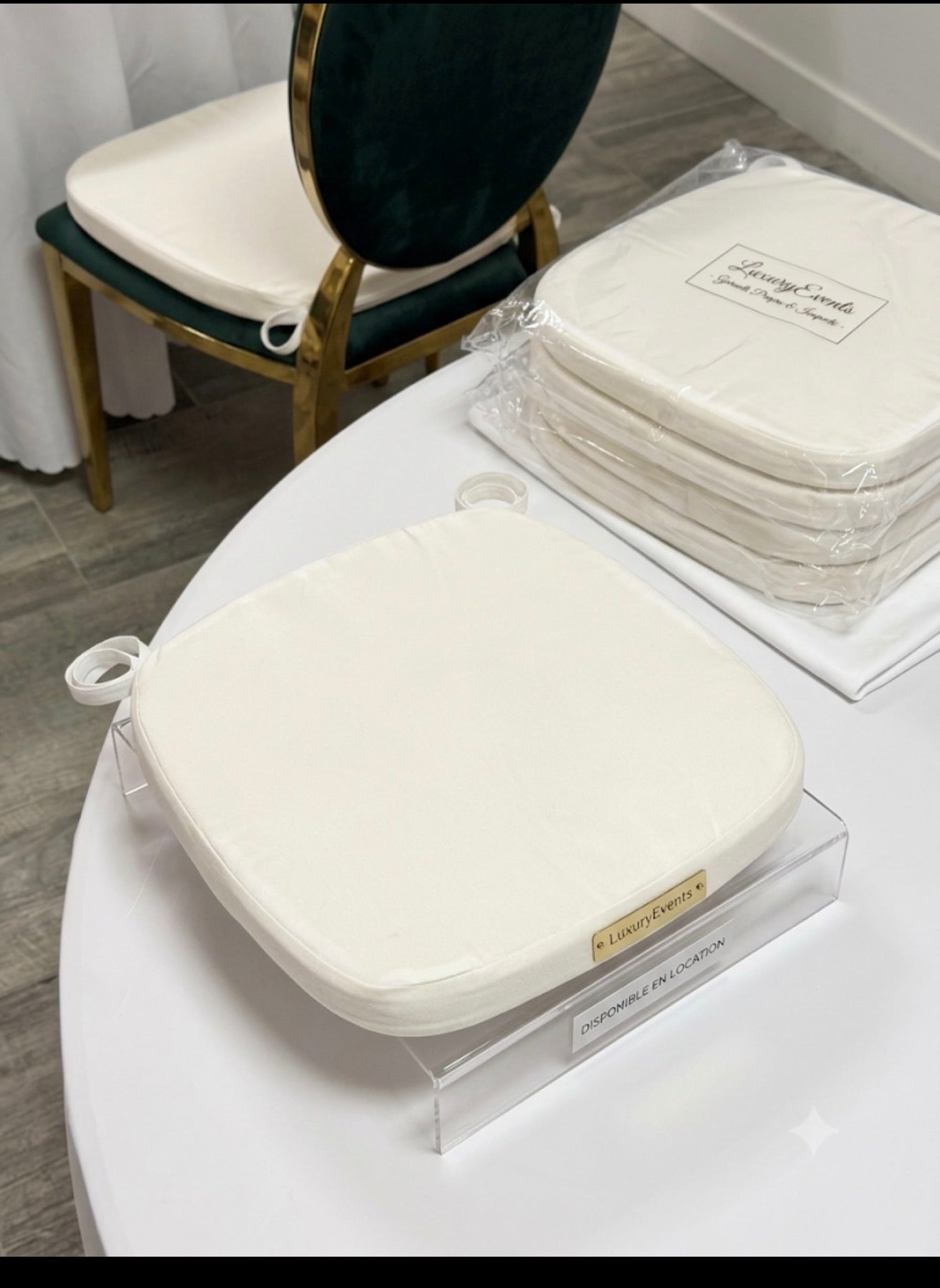 Location de chaises – Assises pour événements